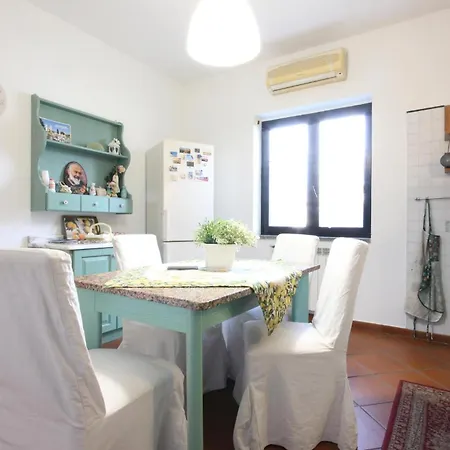 2 Bedroom Awesome In Holiday home