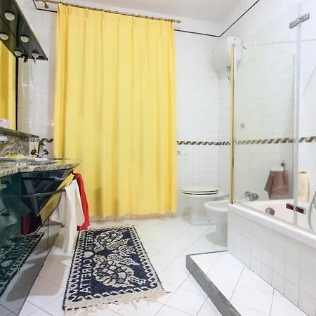 2 Bedroom Awesome In