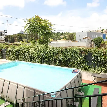 2 Bedroom Awesome In Holiday home